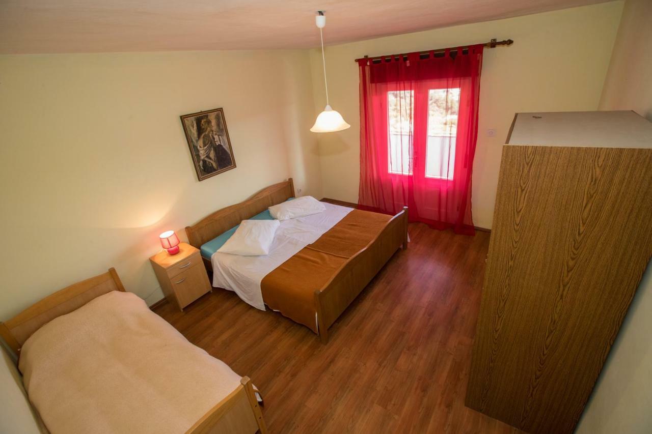 Apartments Renata Кампор Экстерьер фото