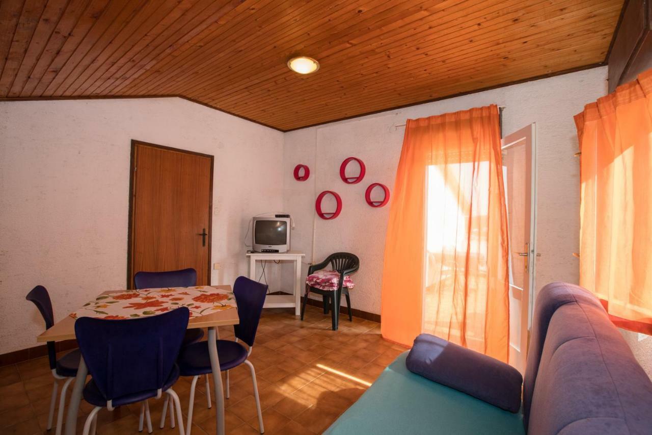 Apartments Renata Кампор Экстерьер фото